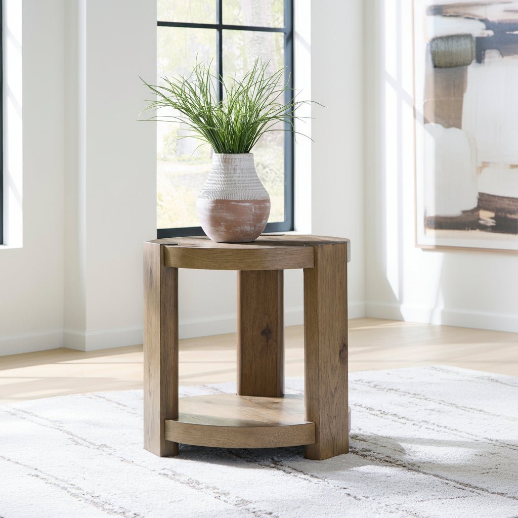 Flangren Round End Table End Tables| Ashley Homestore
