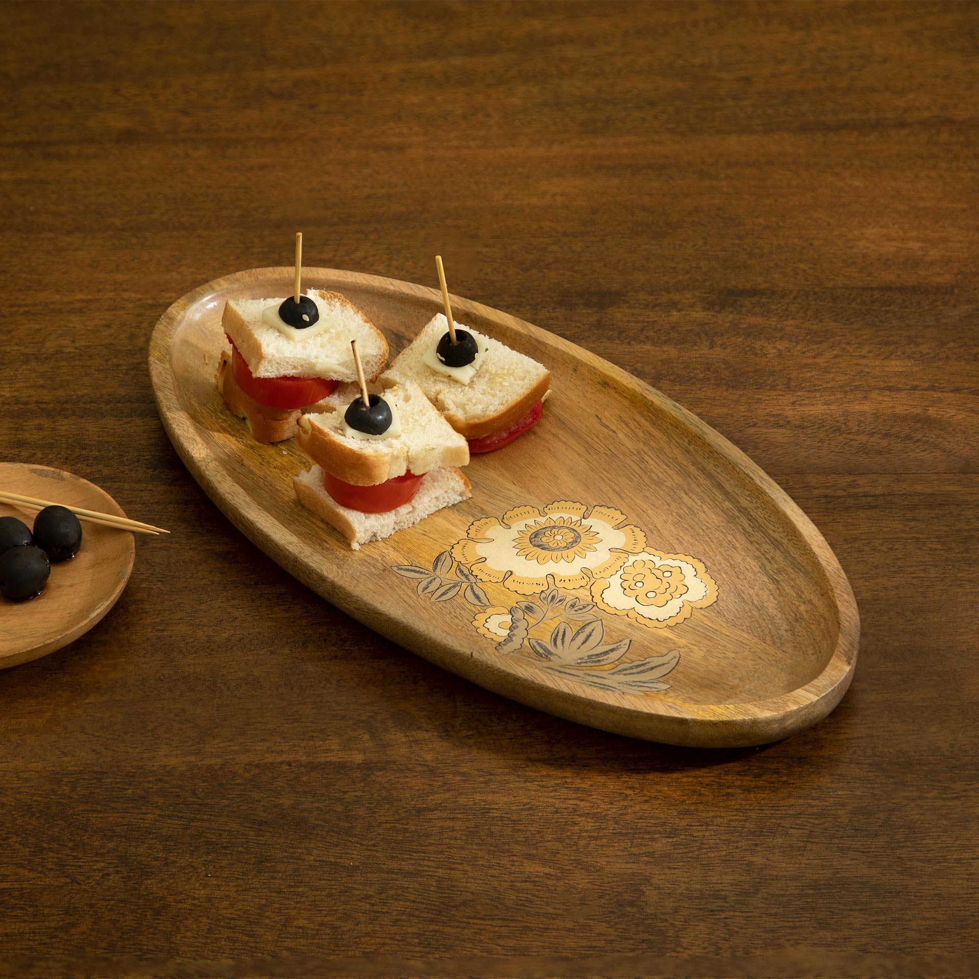Fleur D'or Platter Small Tray| Roots Furniture