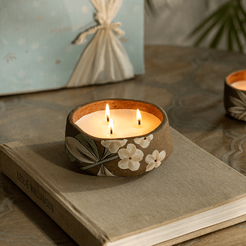 Gaudeep frangipani candle - Al Rugaib Furniture