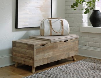 Gerdanet Storage Bench Benches| Ashley Homestore
