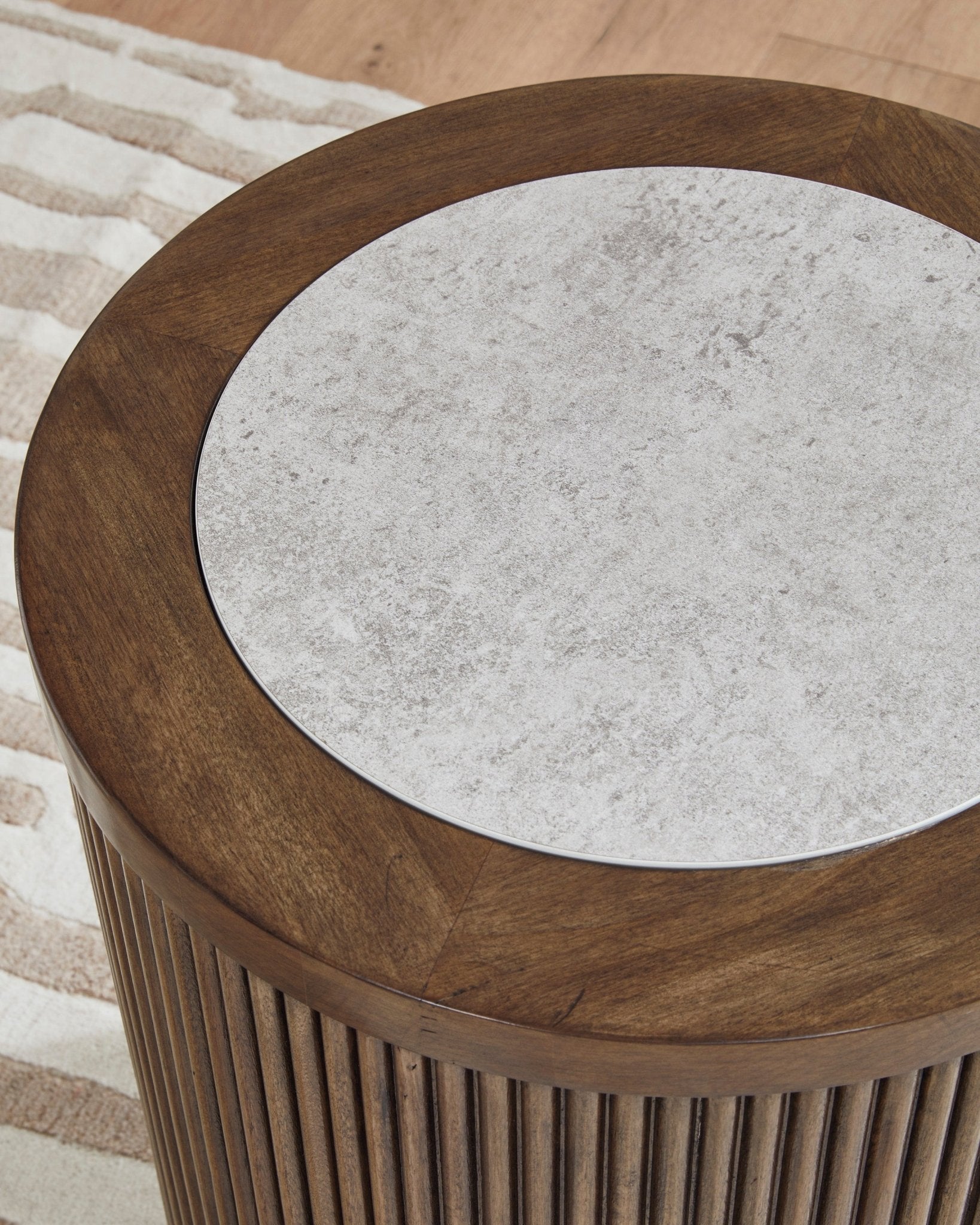 Hadonna Round End Table End Tables| Ashley Homestore