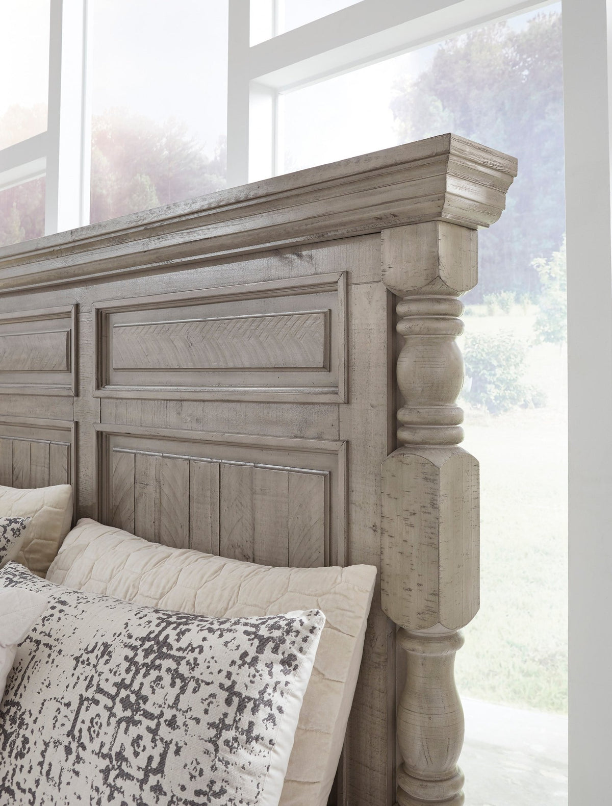 Harrastone Dresser Dressers| Ashley Homestore