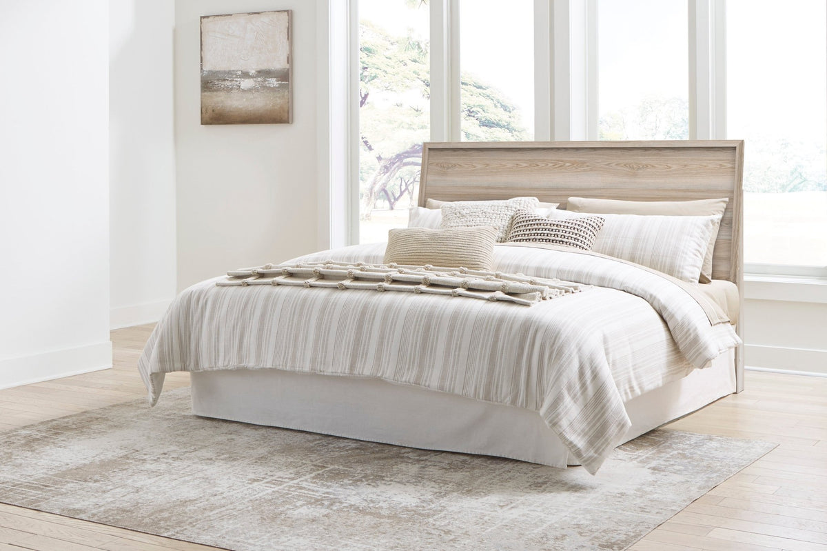 Hasbrick King Slat Panel Bed Beds| Ashley Homestore