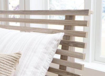 Hasbrick Queen Slat Panel Bed Beds| Ashley Homestore