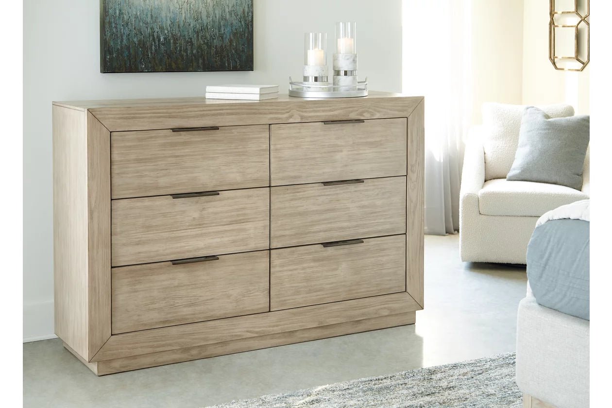 Hennington Dresser Dressers| Ashley Homestore