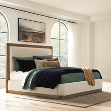 Hennington King Bed