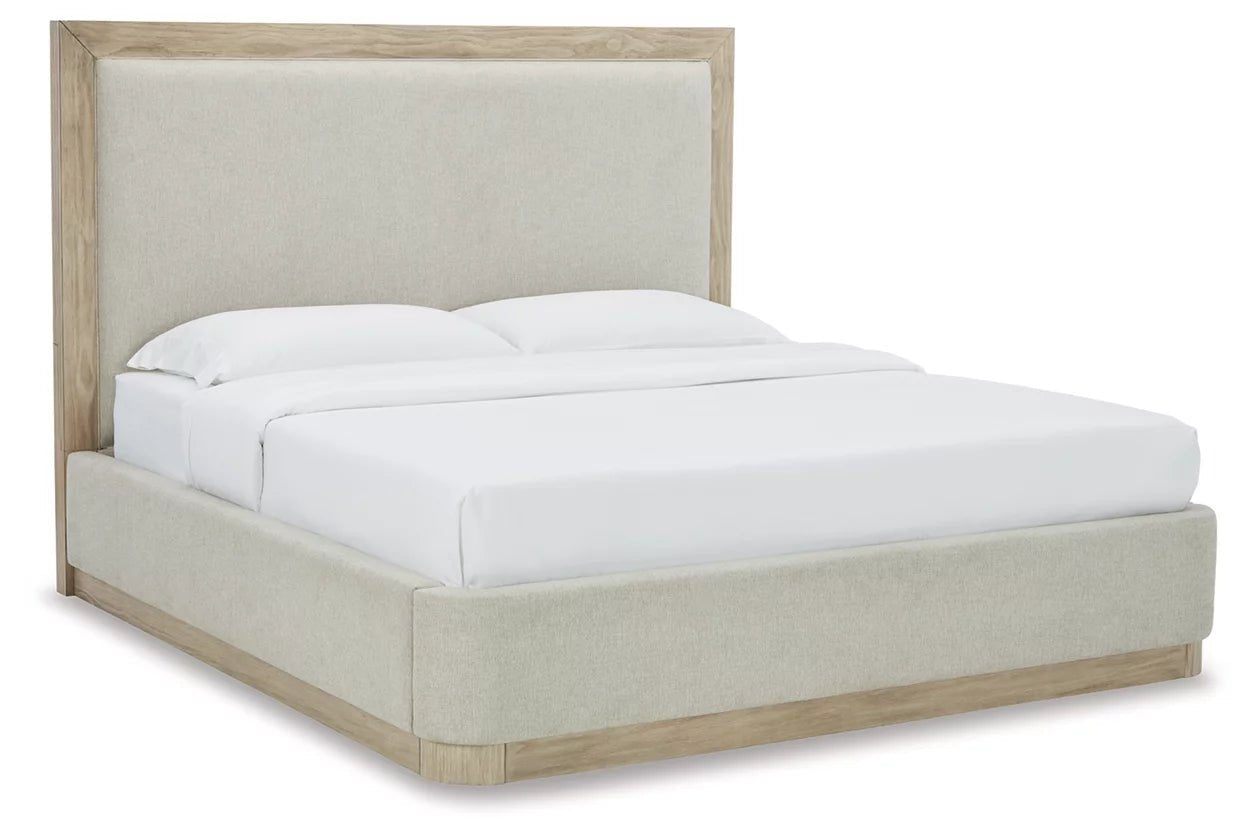 Hennington King Set With Chest Bedroom Sets| Ashley Homestore