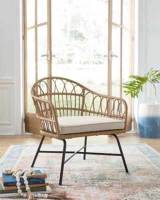 Hoonah Accent Chair Chairs| Ashley Homestore
