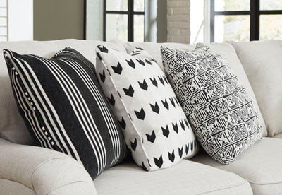 Huntsworth Wedge - Al Rugaib Furniture