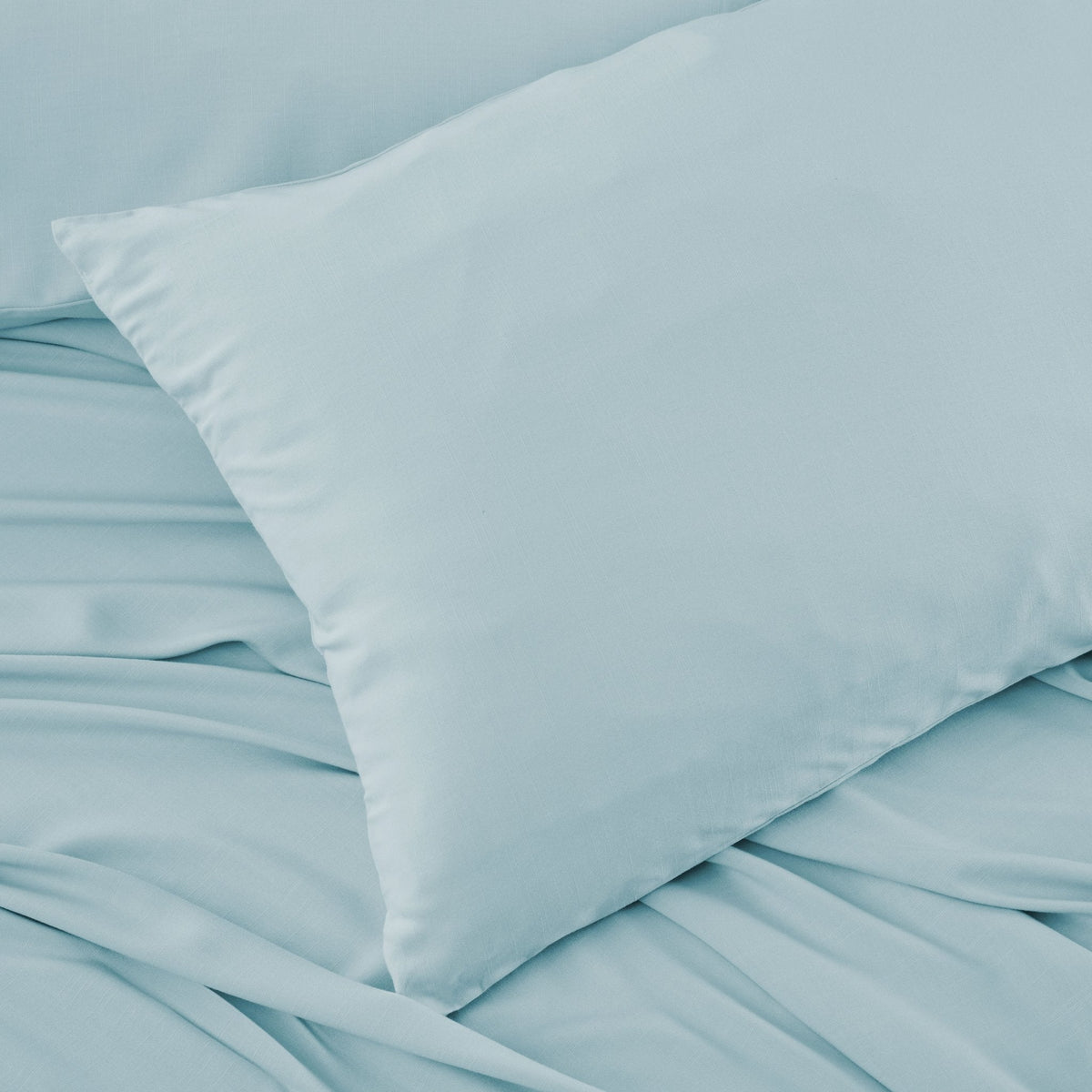 Bed SheetsItem Depth: 75Item Height: 17Item Width: 39