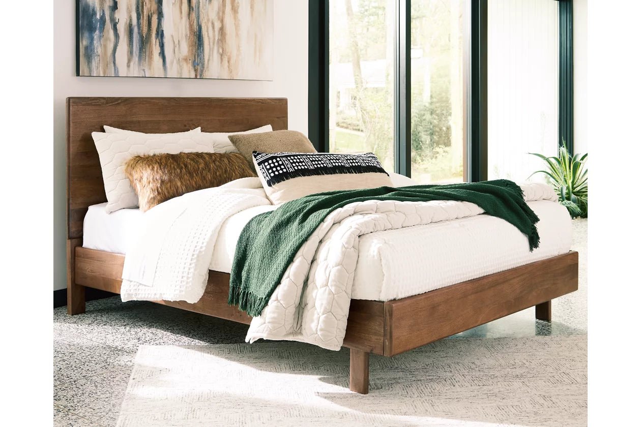 Isanti Queen Bed Beds| Ashley Homestore