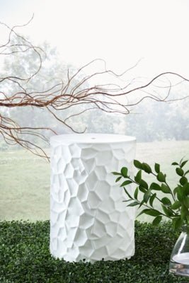 Jungrove Stool Stools| Ashley Homestore