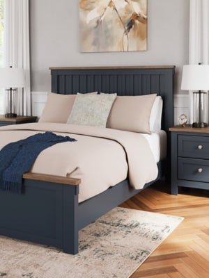 Landocken Queen Panel Bed - Al Rugaib Furniture