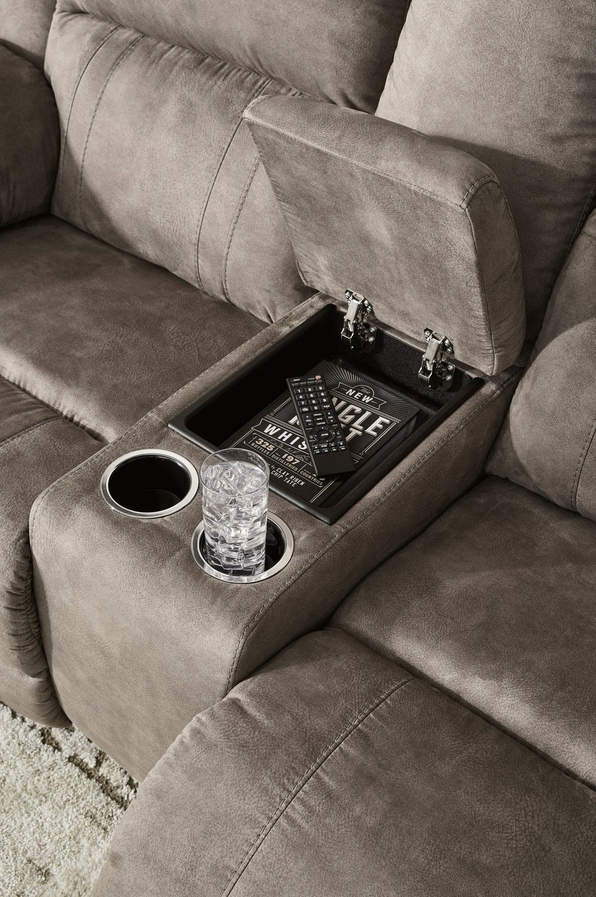 Laresview Motion Set Recliners| Ashley Homestore