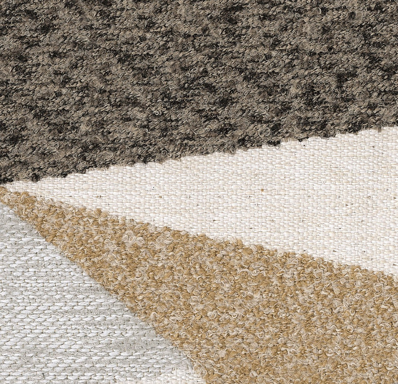 Laurelgrove  Wedge - Al Rugaib Furniture