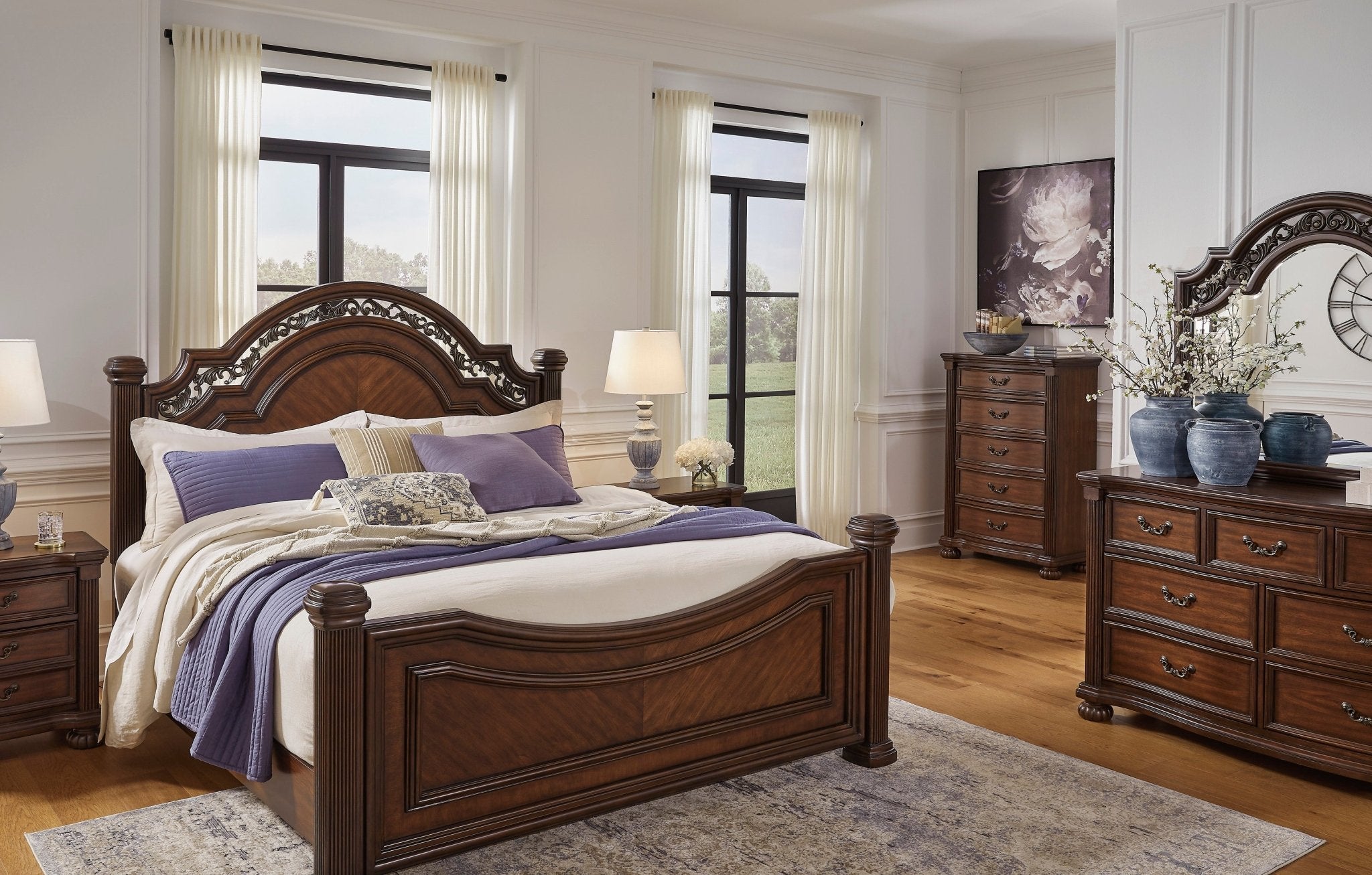 Lavinton California King Poster Bed Beds| Ashley Homestore