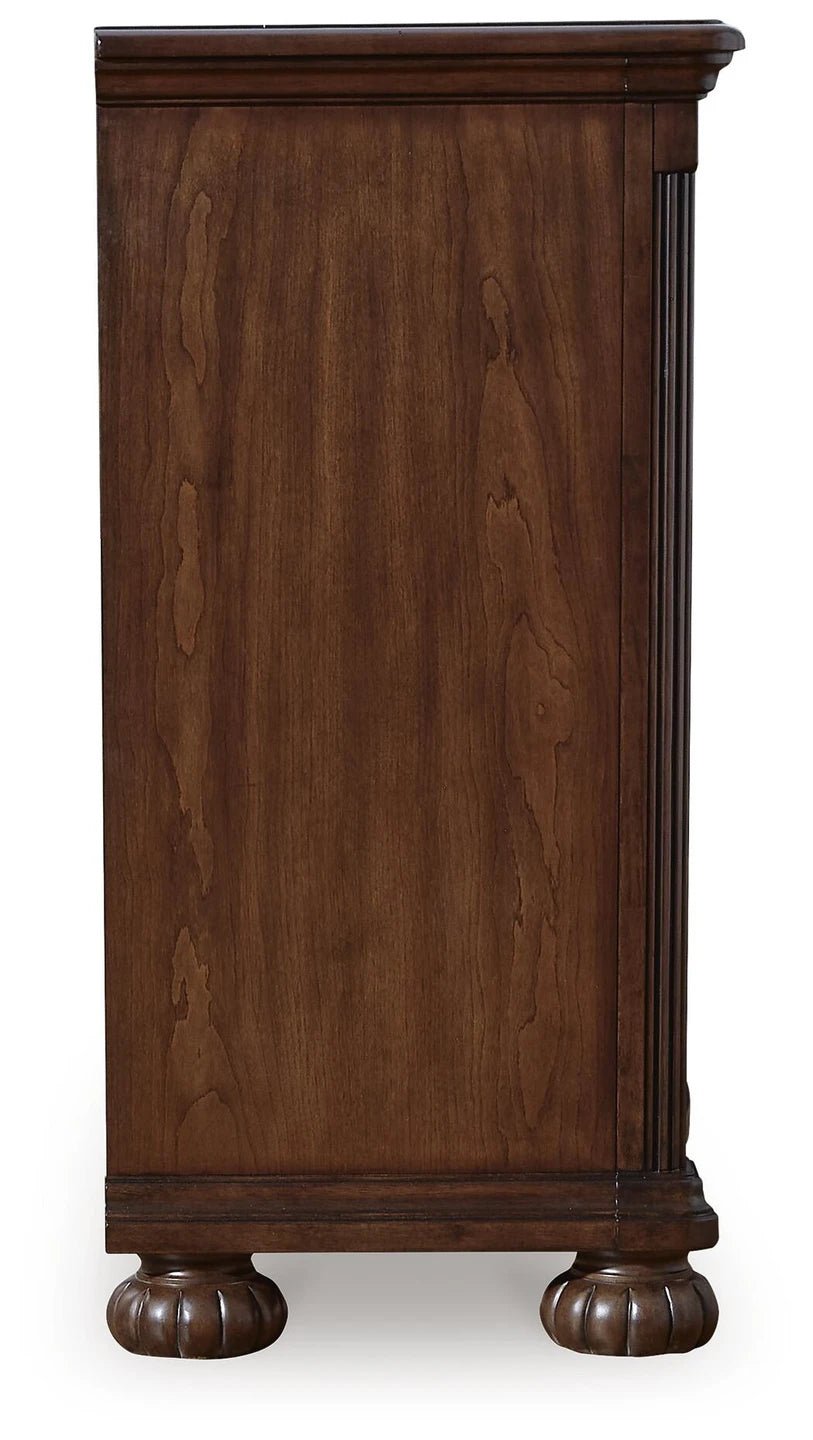 Lavinton Dresser Dressers| Ashley Homestore
