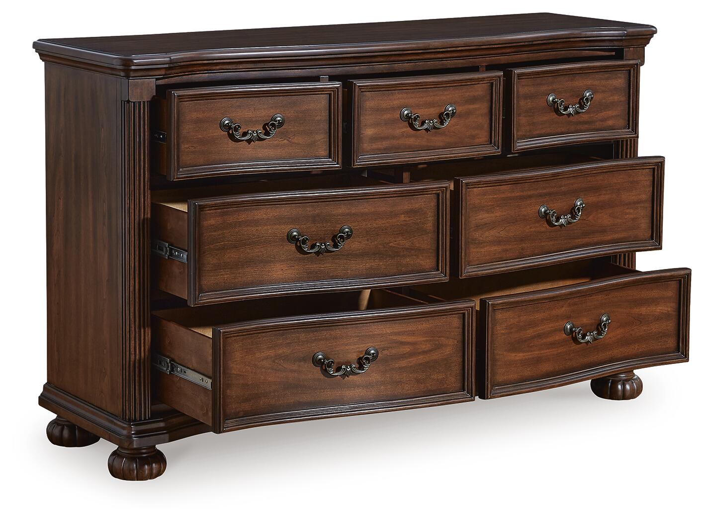 Lavinton Dresser Dressers| Ashley Homestore