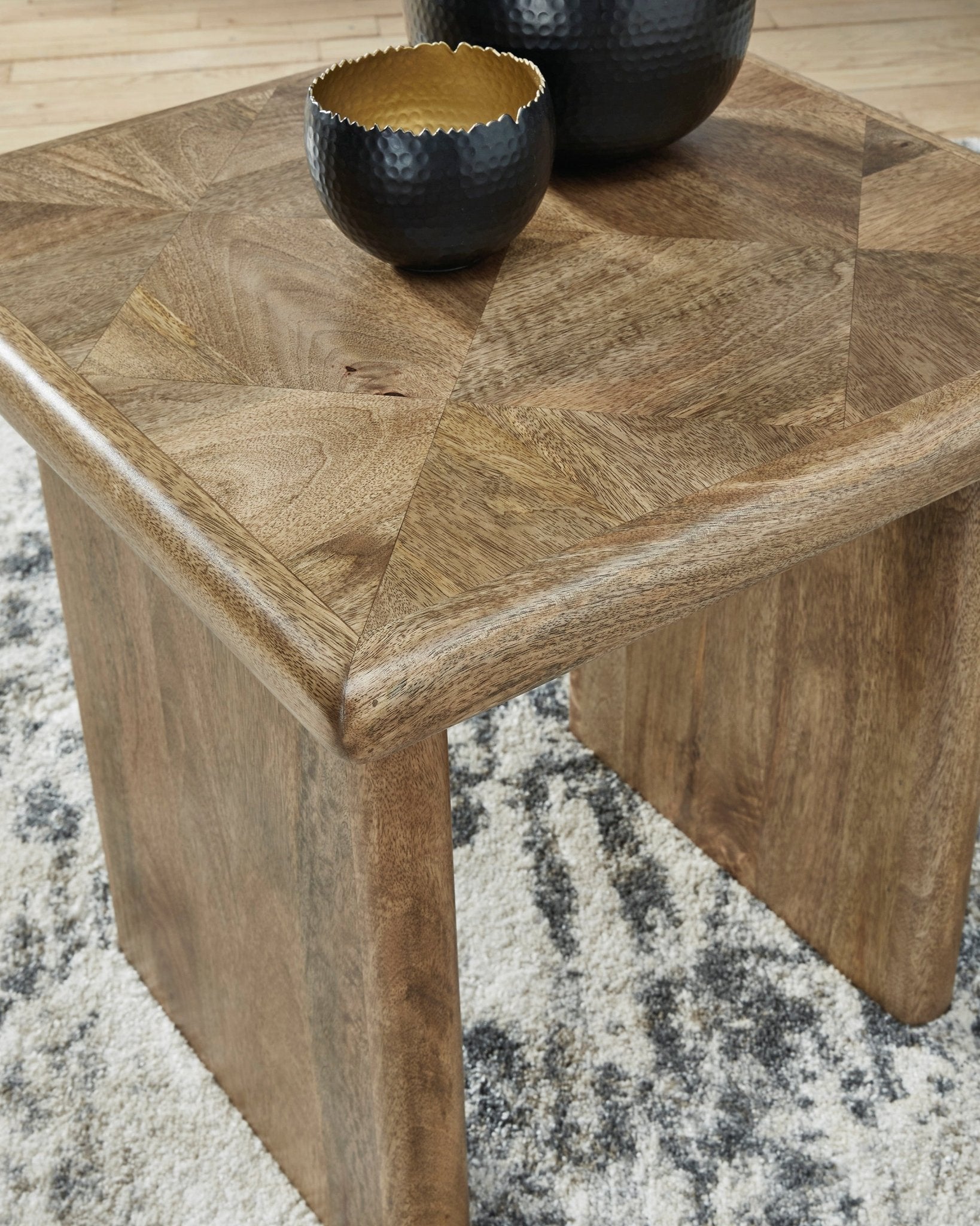 Lawland Table set Table Sets| Ashley Homestore