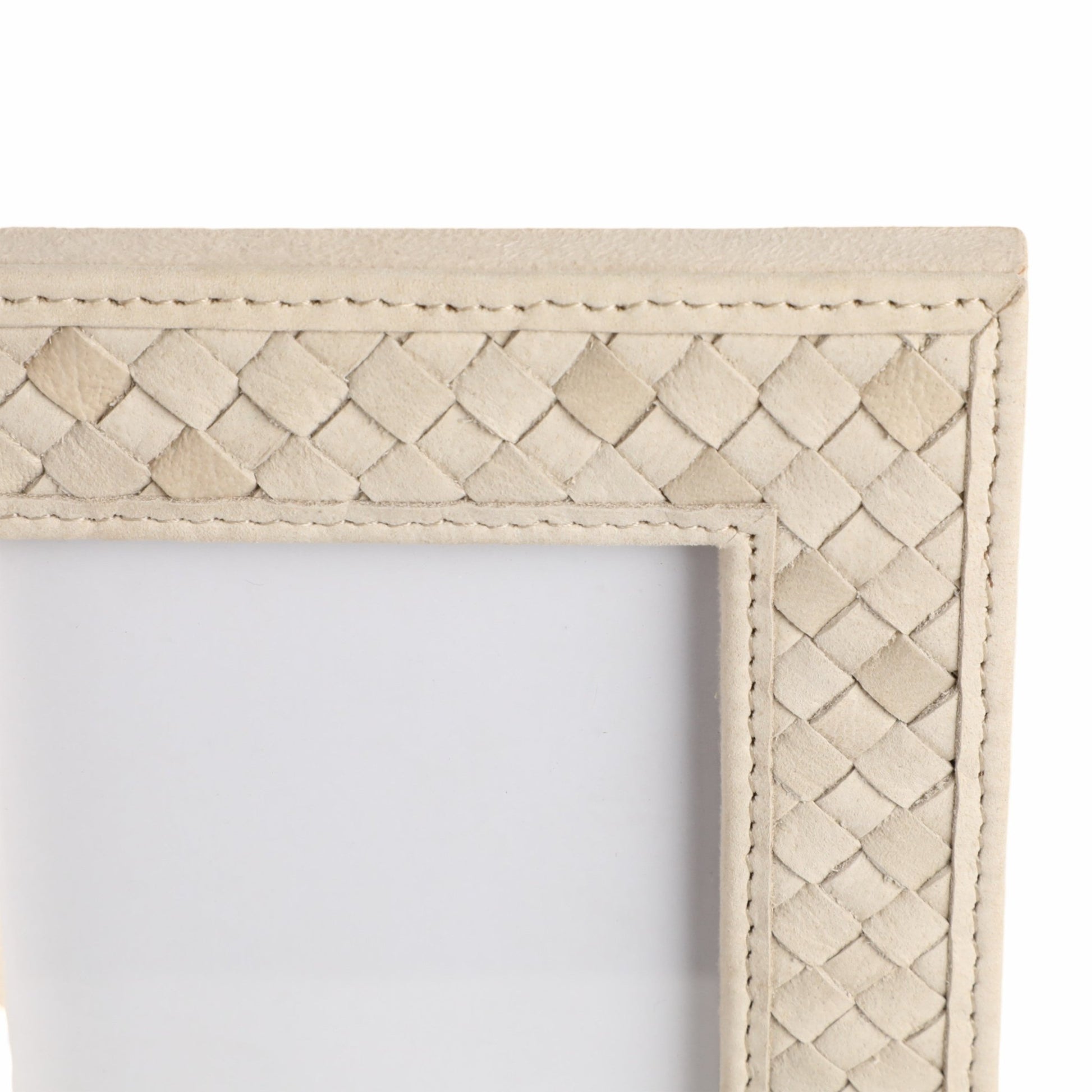 LUANDA LETHER 5X7 PHOTO FRAME, CREAM Table Decors| Sagebrook Home