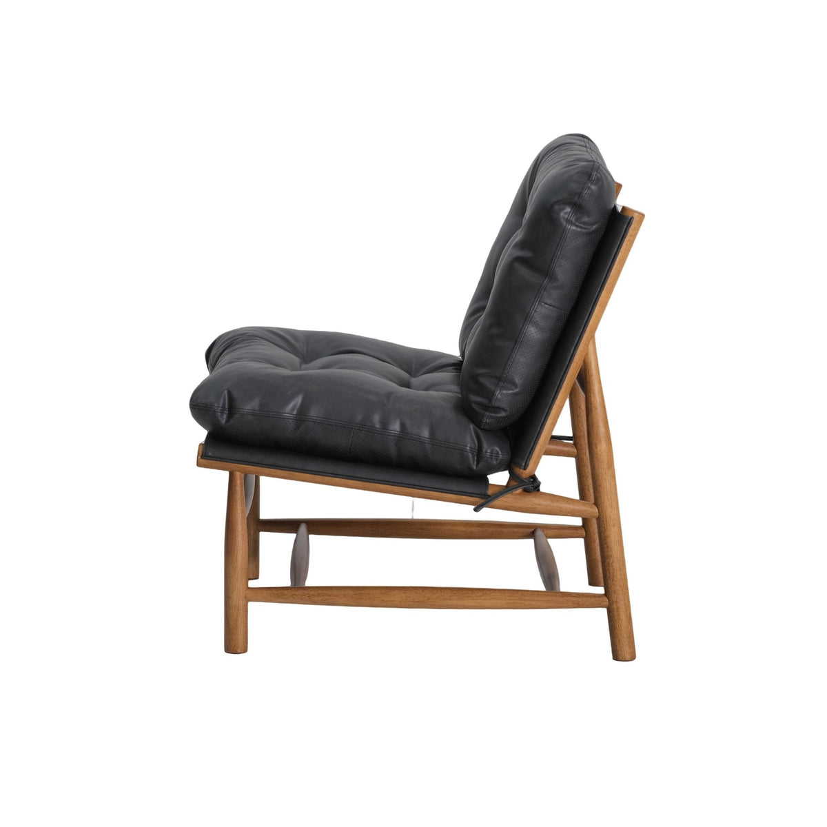 Luna Black Leather Accent Chair Chairs| Roots Furniture