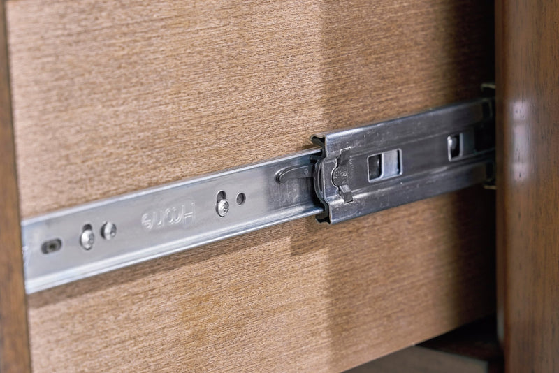 Lyncott King Upholstered Set Package - Al Rugaib Furniture