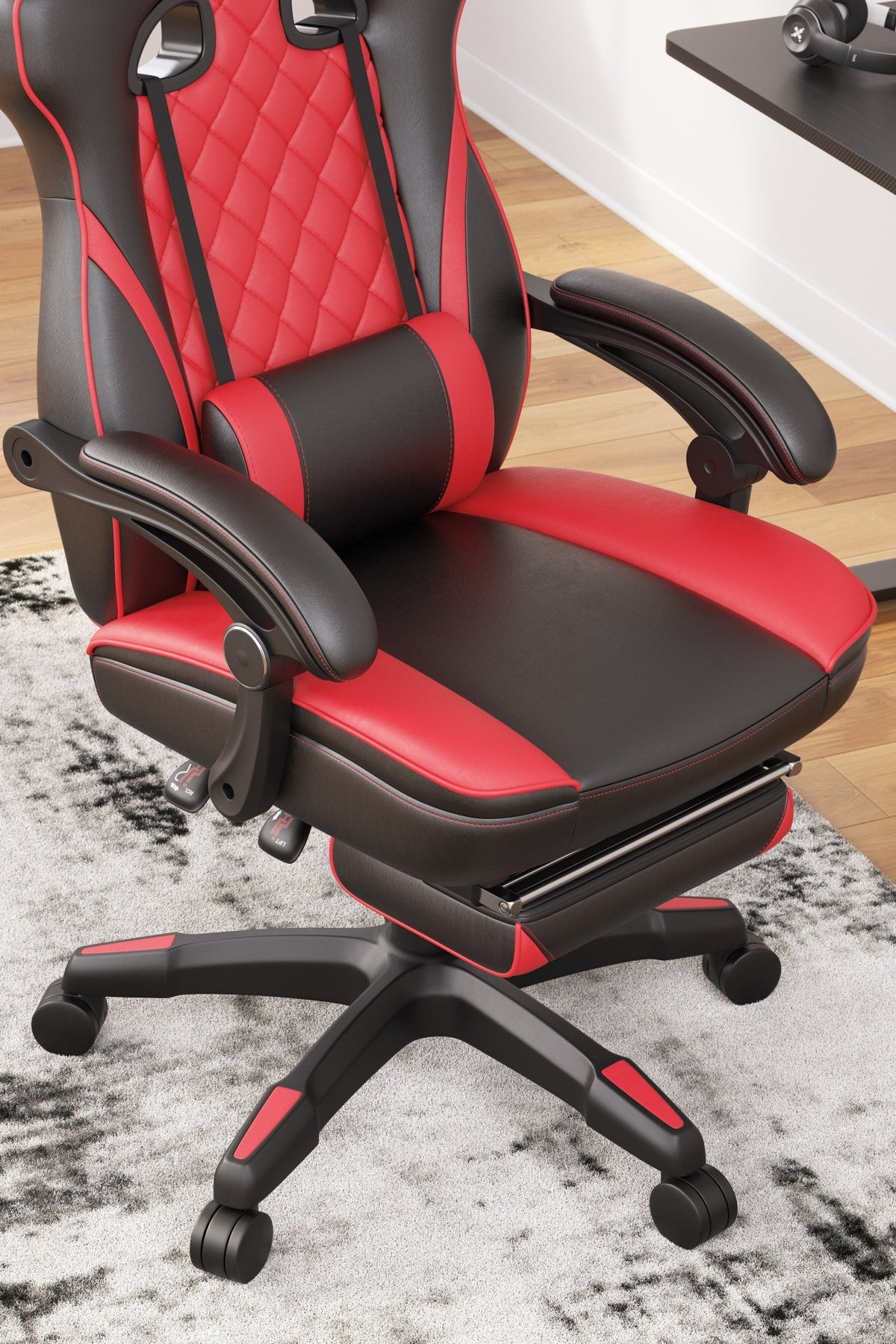 Lynxtyn Home Office Swivel Desk Chair Office Chairs| Ashley Homestore