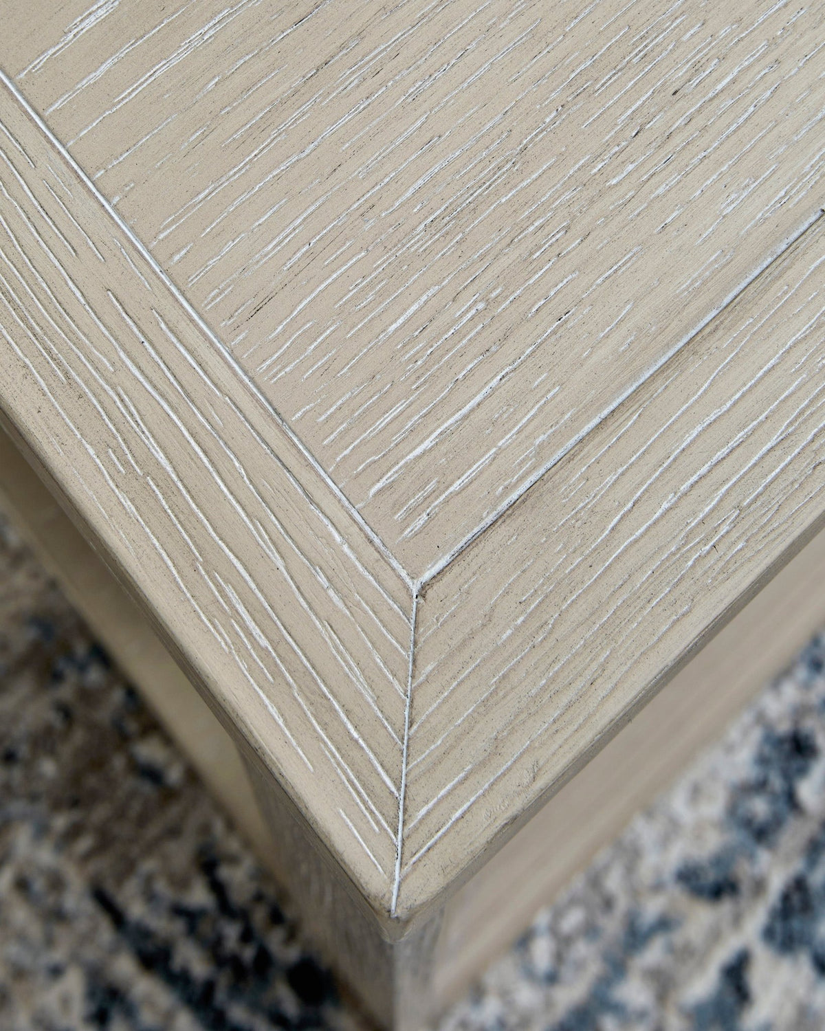 Marxhart End Table Accent & End Tables| Ashley Homestore