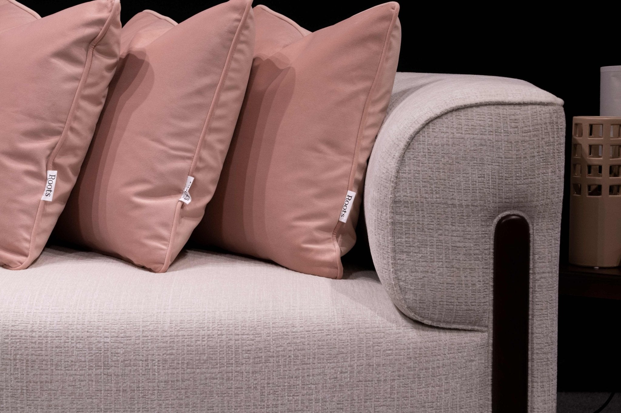 MAUVE Cushion Cushions| Roots Furniture