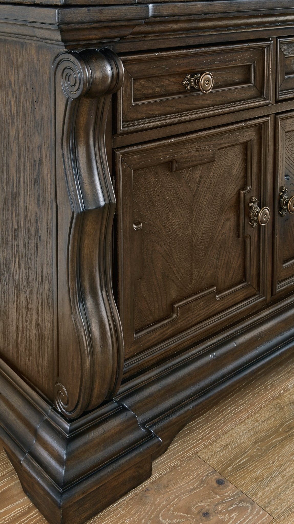 Maylee Dining Buffet Servers| Ashley Homestore
