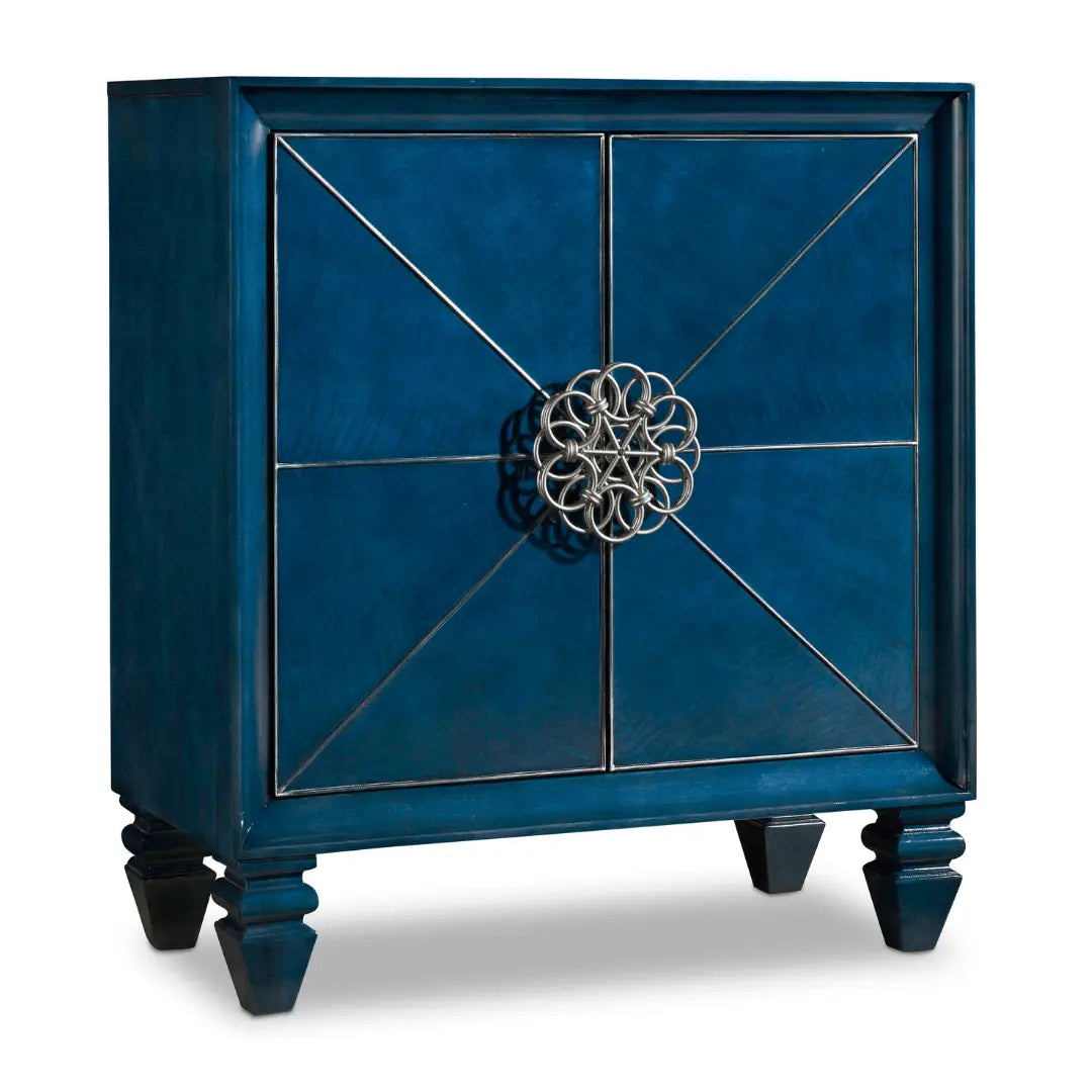 Melange Spectrum Accent Chest Hooker