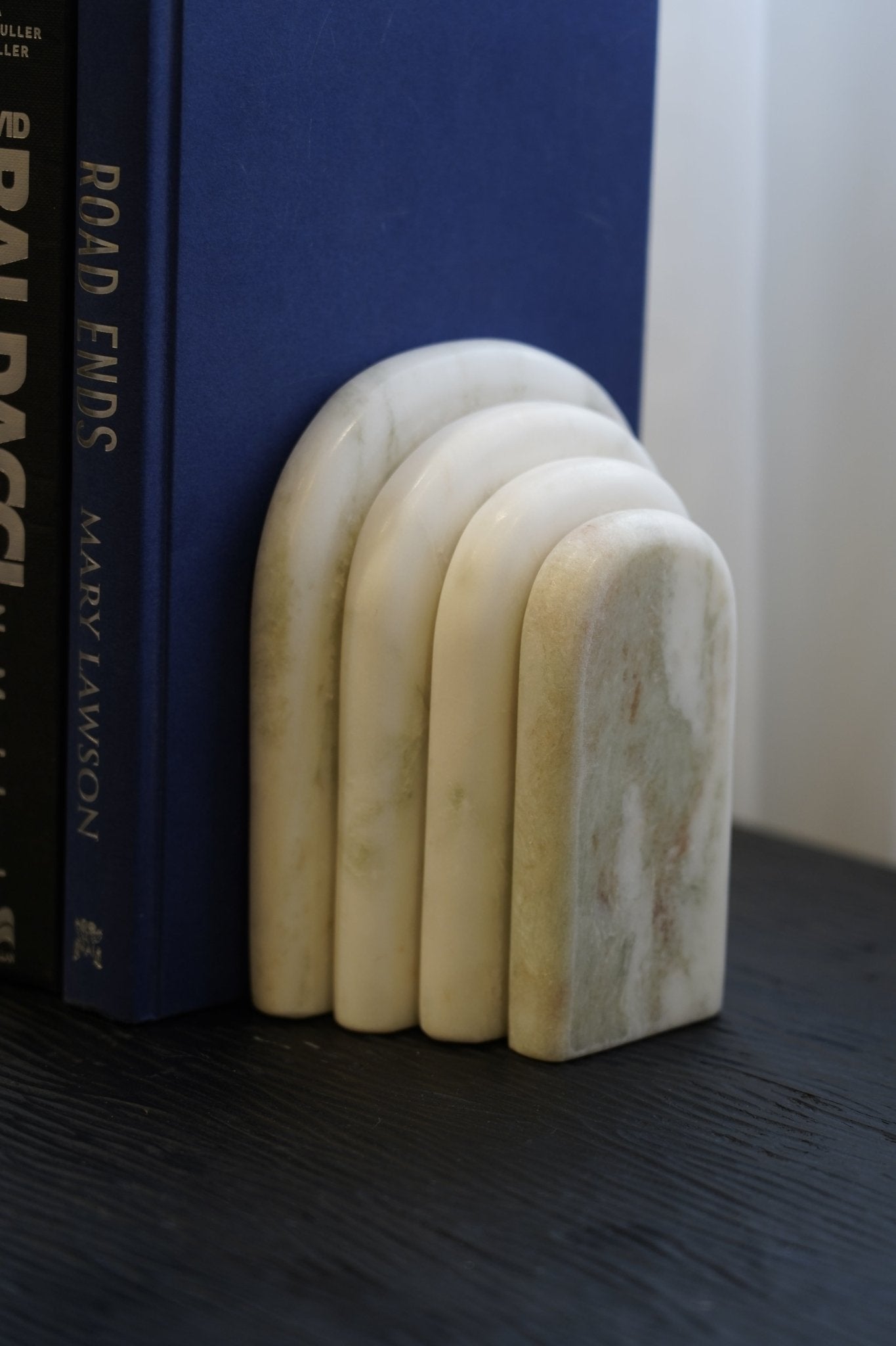 Mellow Book End Table Decors| Roots Furniture