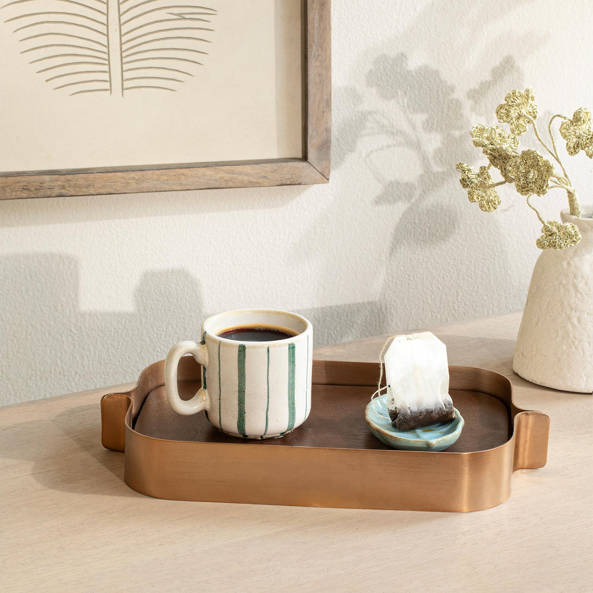 Metal Tray Tray| Roots Furniture