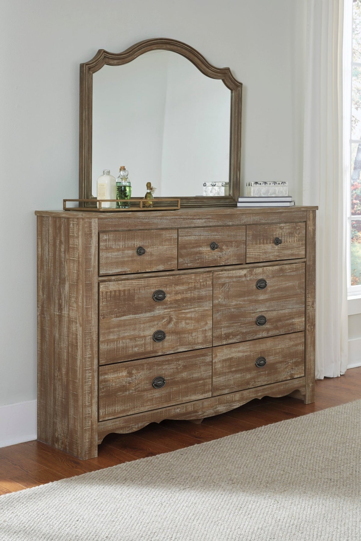 MIRROR Mirrors| Ashley Homestore
