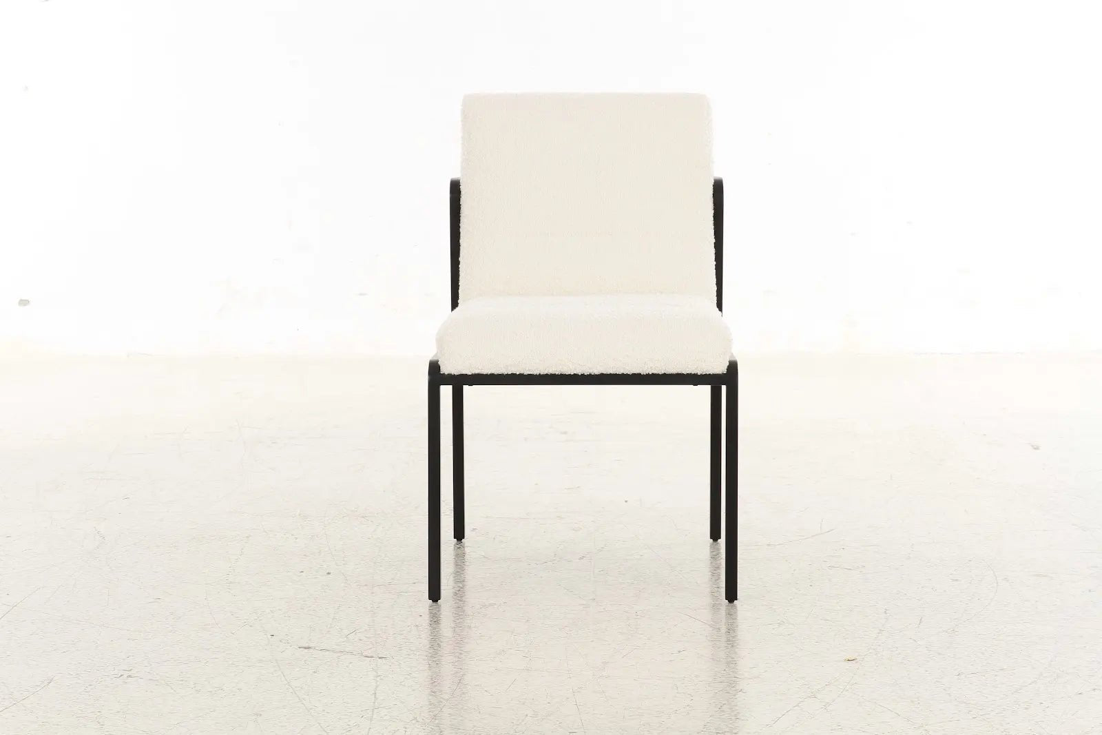 ModernSimplicity Dining Cream Chair Dining Chairs| Roots Furniture