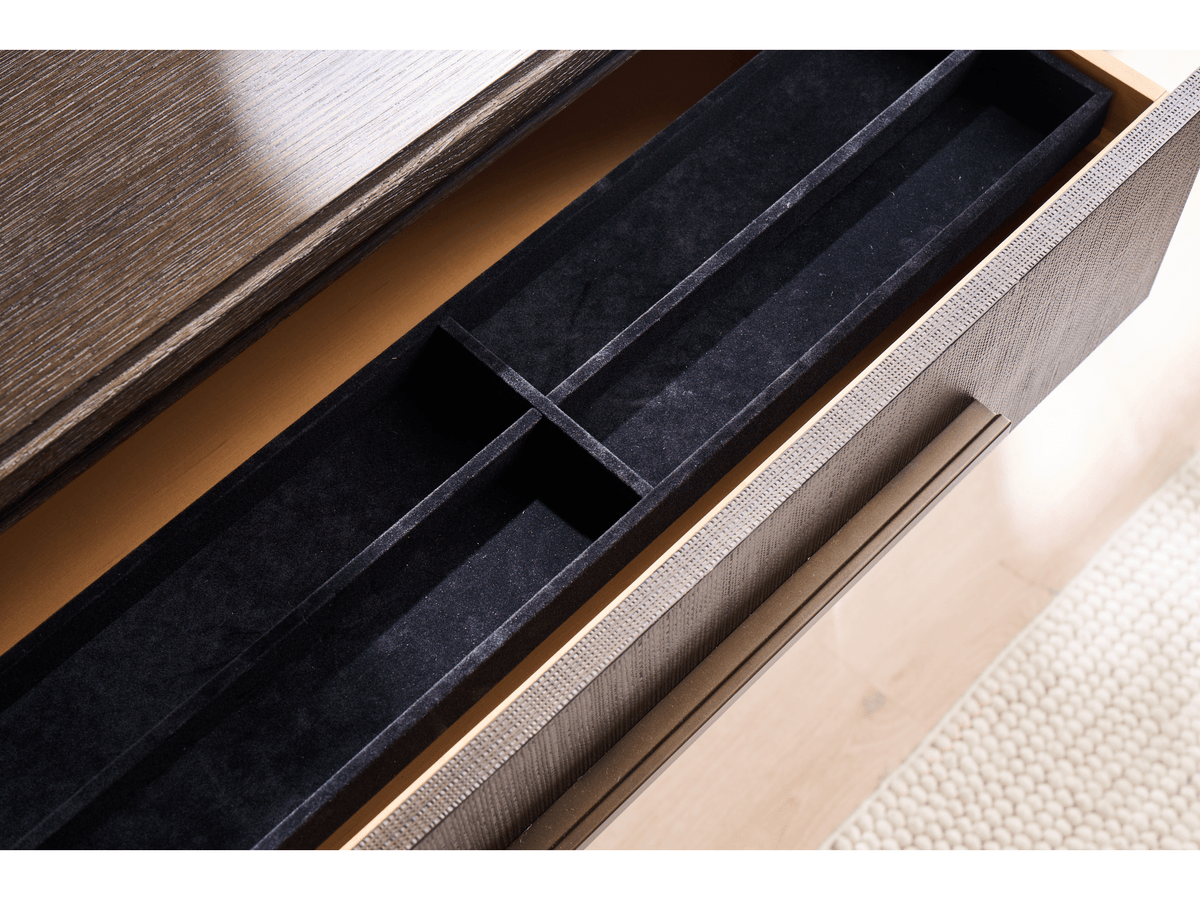 Montclair Dresser Dressers| Universal
