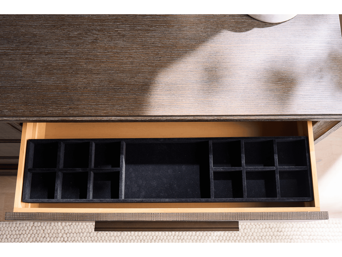 Montclair Dresser Dressers| Universal