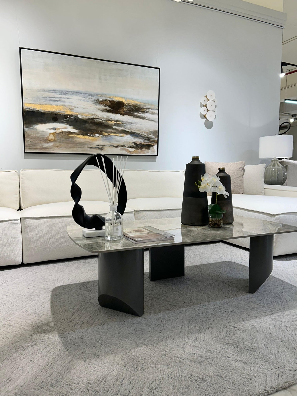 Moscow Sectional with Free Rug Sectionals| Roots Furniture