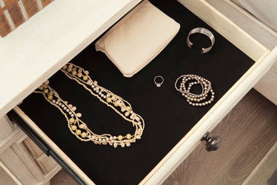 NIGHT STAND 3 DRW - Al Rugaib Furniture