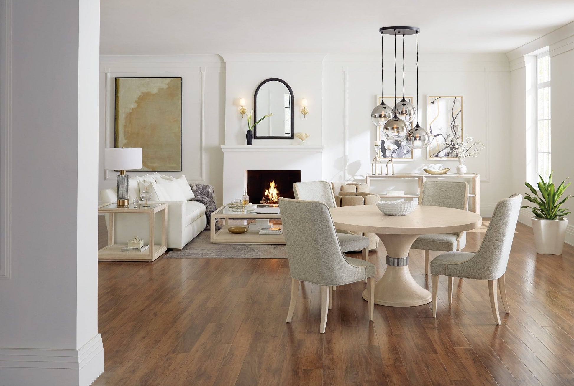 Nouveau Chic Round Pedestal Dining Table Dining Tables| Hooker