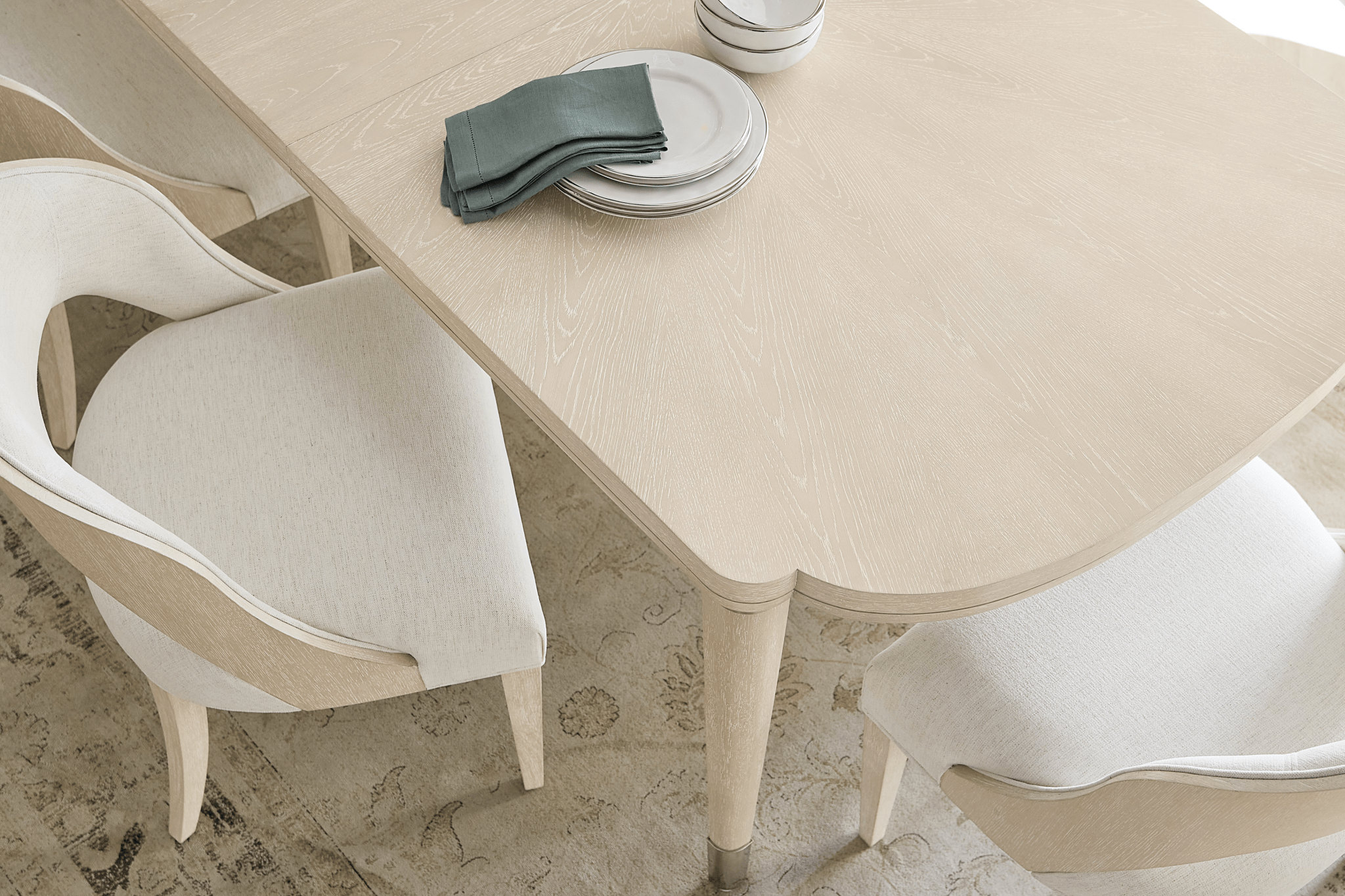 Nouveau Set Dining Room Sets| Hooker