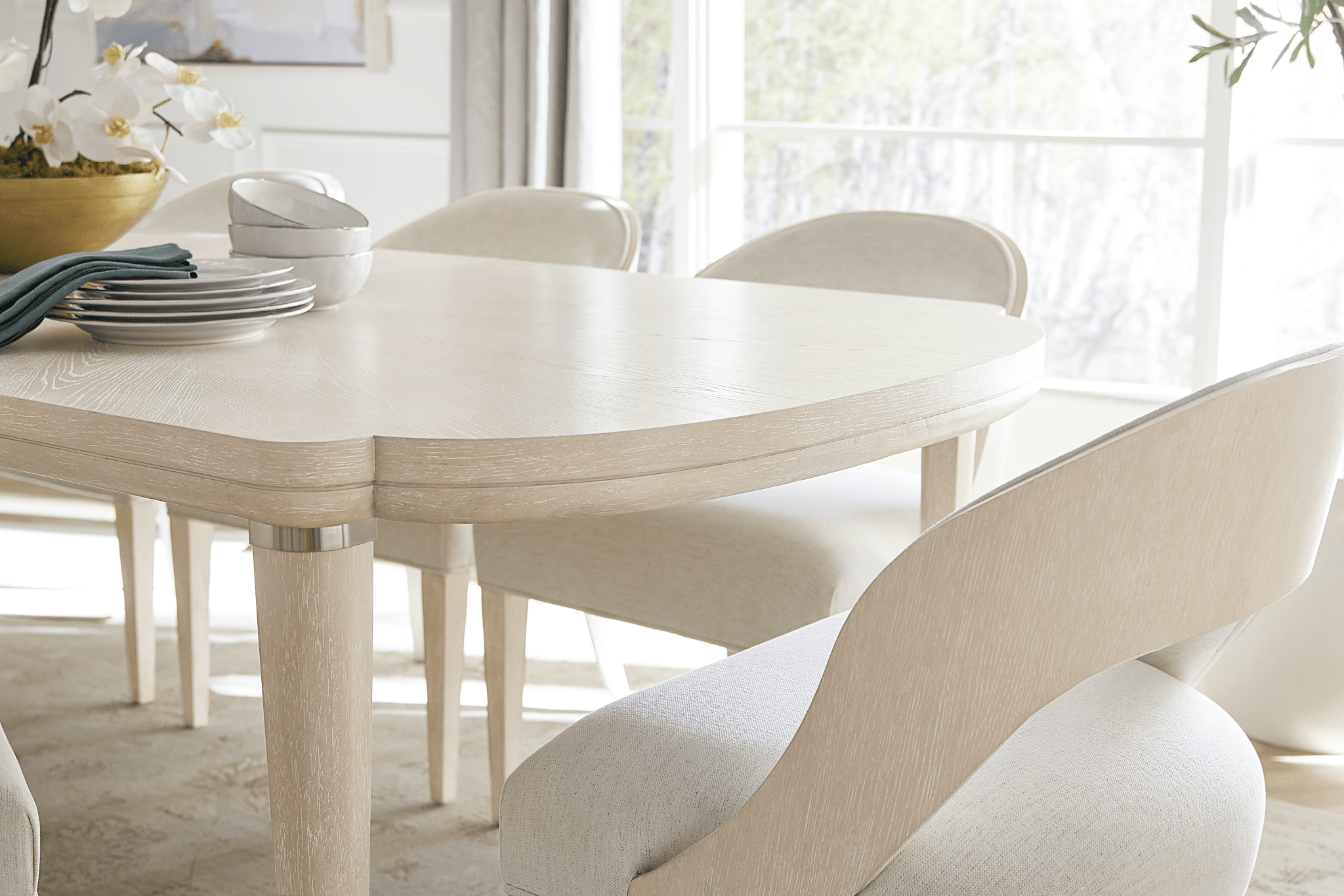 Nouveau Set Dining Room Sets| Hooker