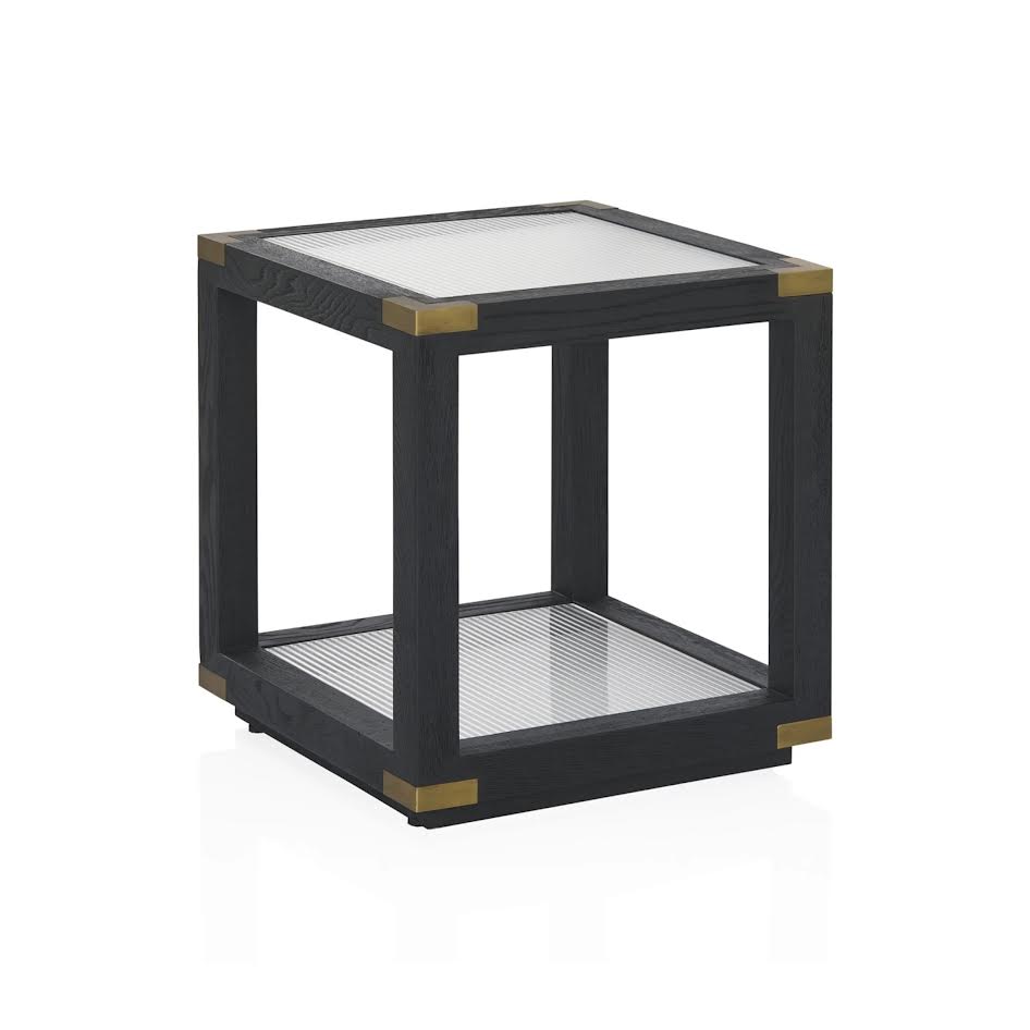 Oak Elegance Side Table Accent & End Tables| Roots Furniture