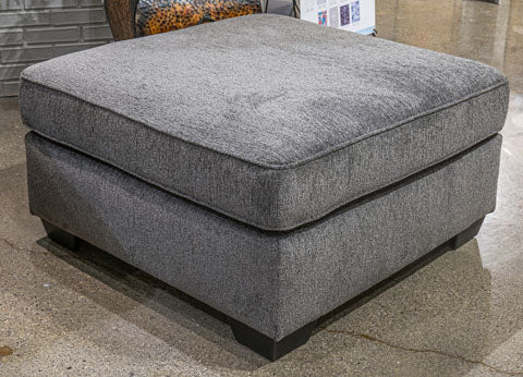 Olten Ottoman Ottomans| Ashley Homestore
