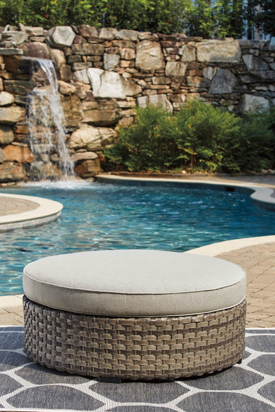 Ottoman with Cushion - Al Rugaib Furniture