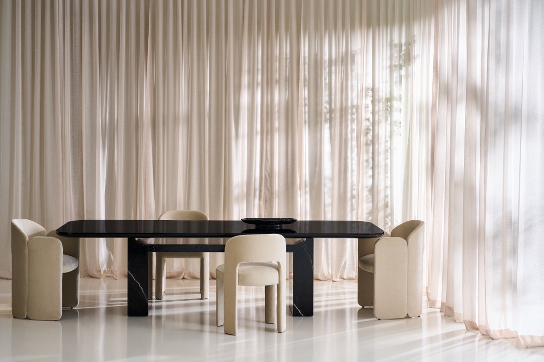 OVERLAP ARM DINING CHAIR Chairs| Caracole
