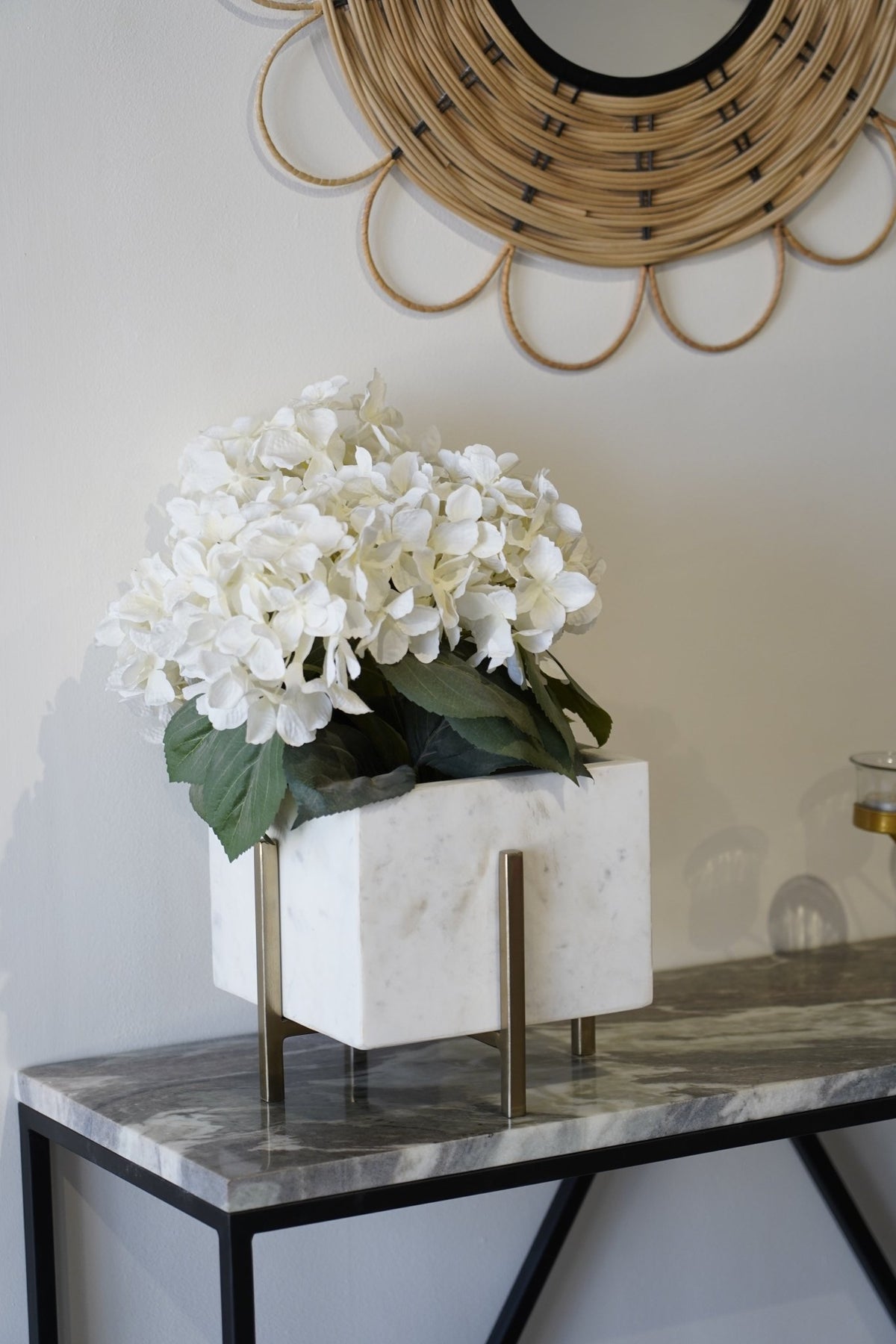 Planter Table Decors| Roots Furniture