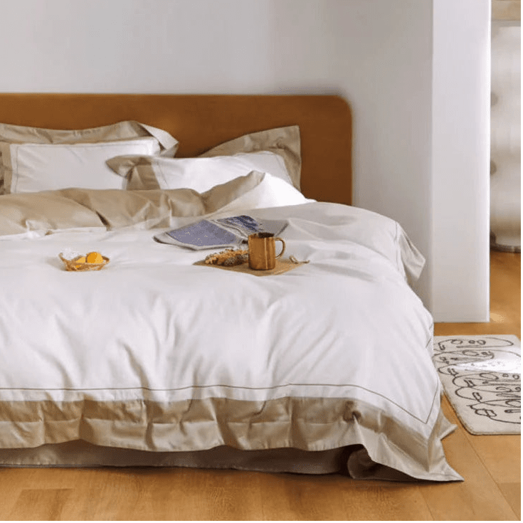 Printed Fabric White & Gold Accents Bedding Set-KING Coverlet Sets| Roots Furniture