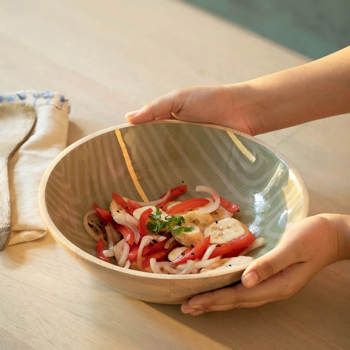 Rayas Bowl - Small Box| Roots Furniture