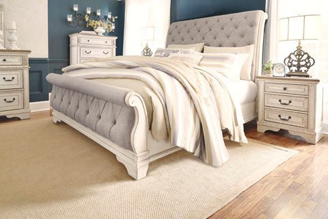 Realyn King Sleigh Bedroom Set - Al Rugaib Furniture